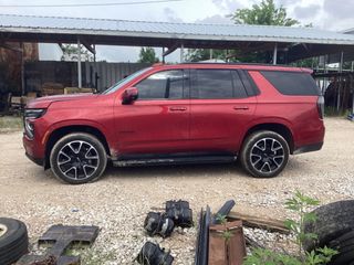 2025 Chevrolet Tahoe 2WD RST - Exterior Side Driver Image